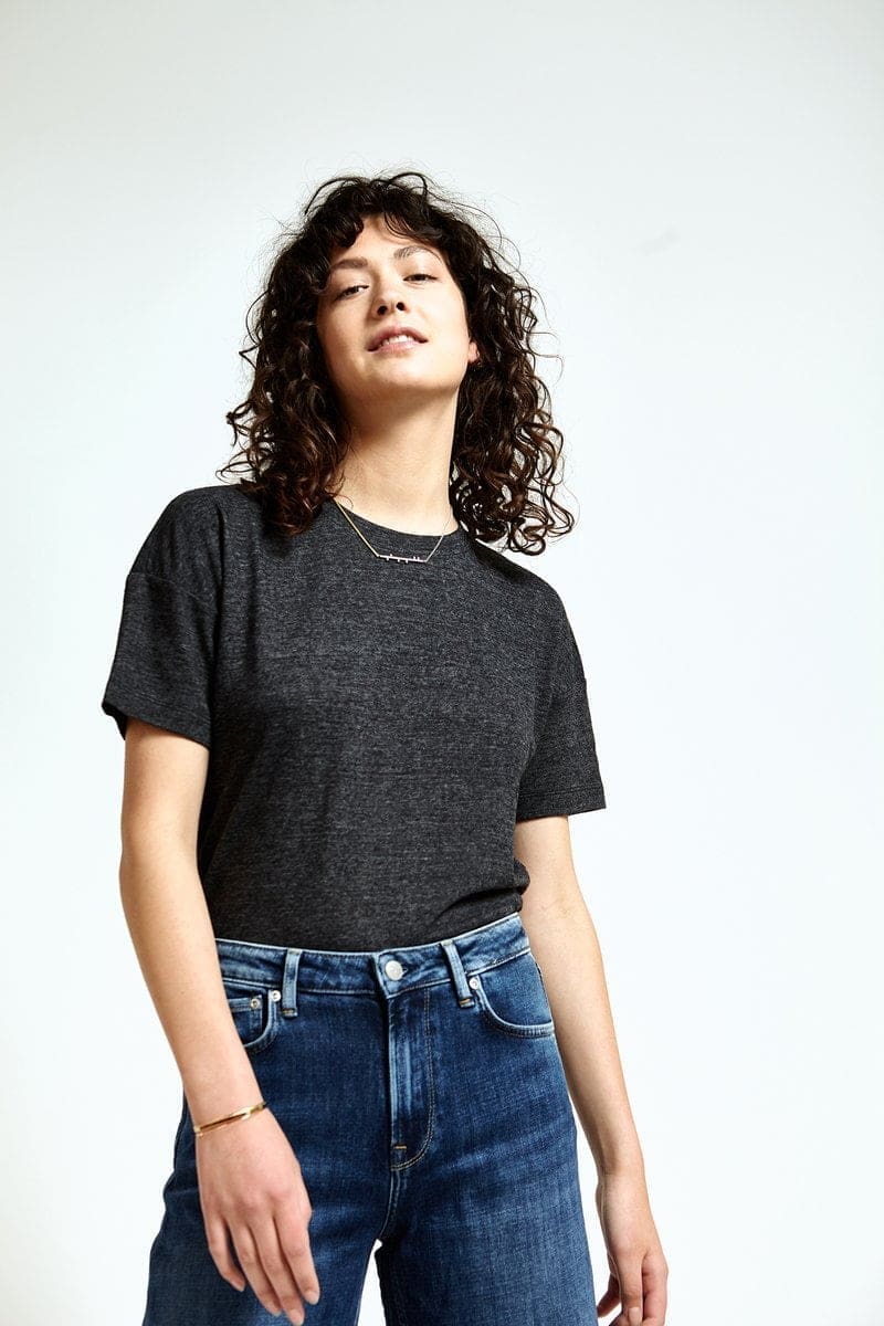 ökologisch offener Rücken Wrap Top schwarz Hanf Kapuzenlamm